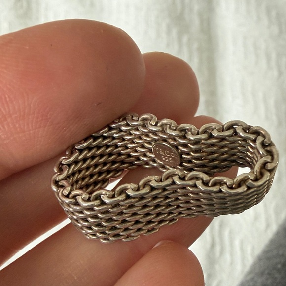 Elegant Silver Mesh Ring